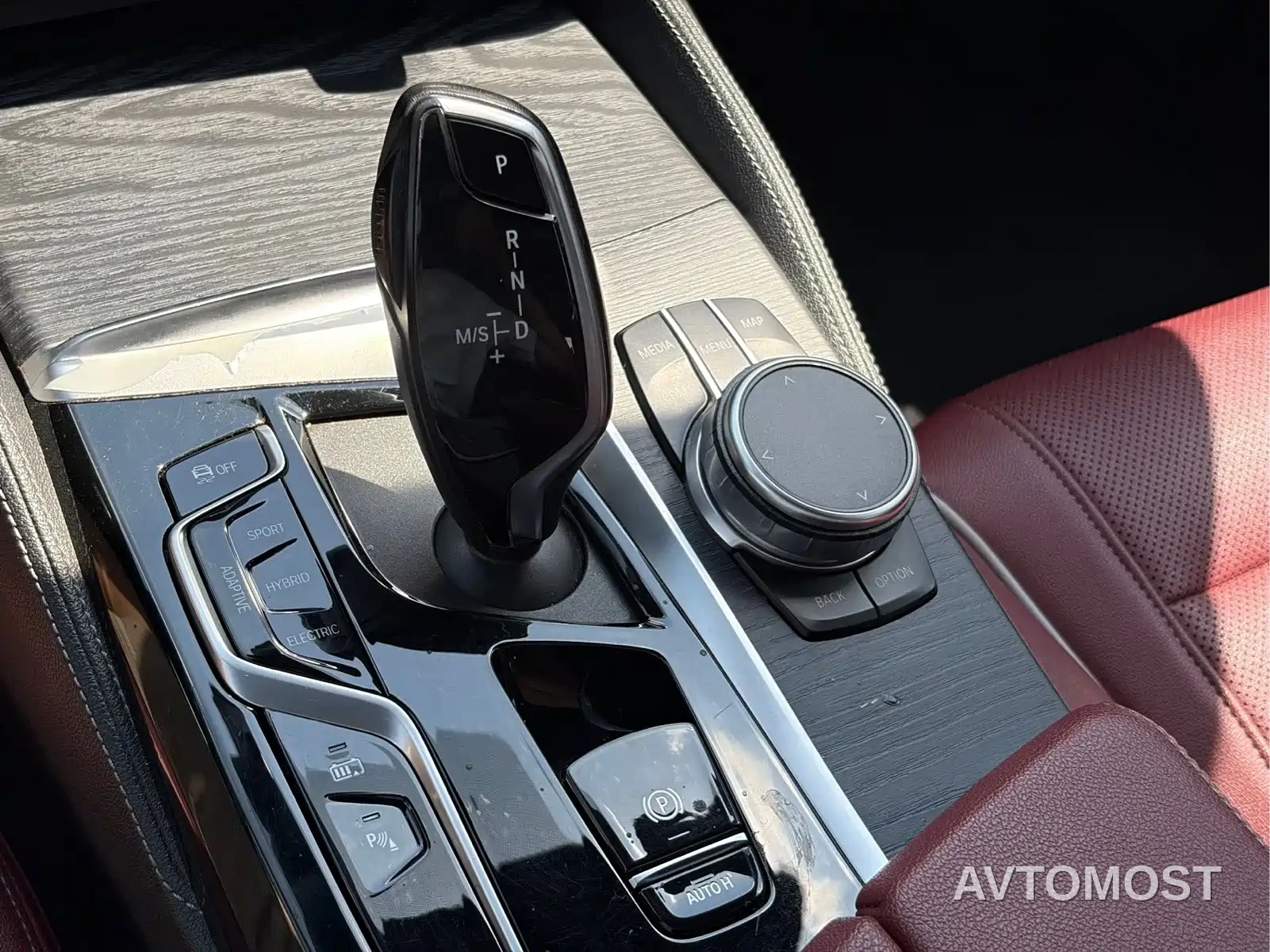 BMW 5 Series New Energy 2022 535Le Luxury Package — фото 14