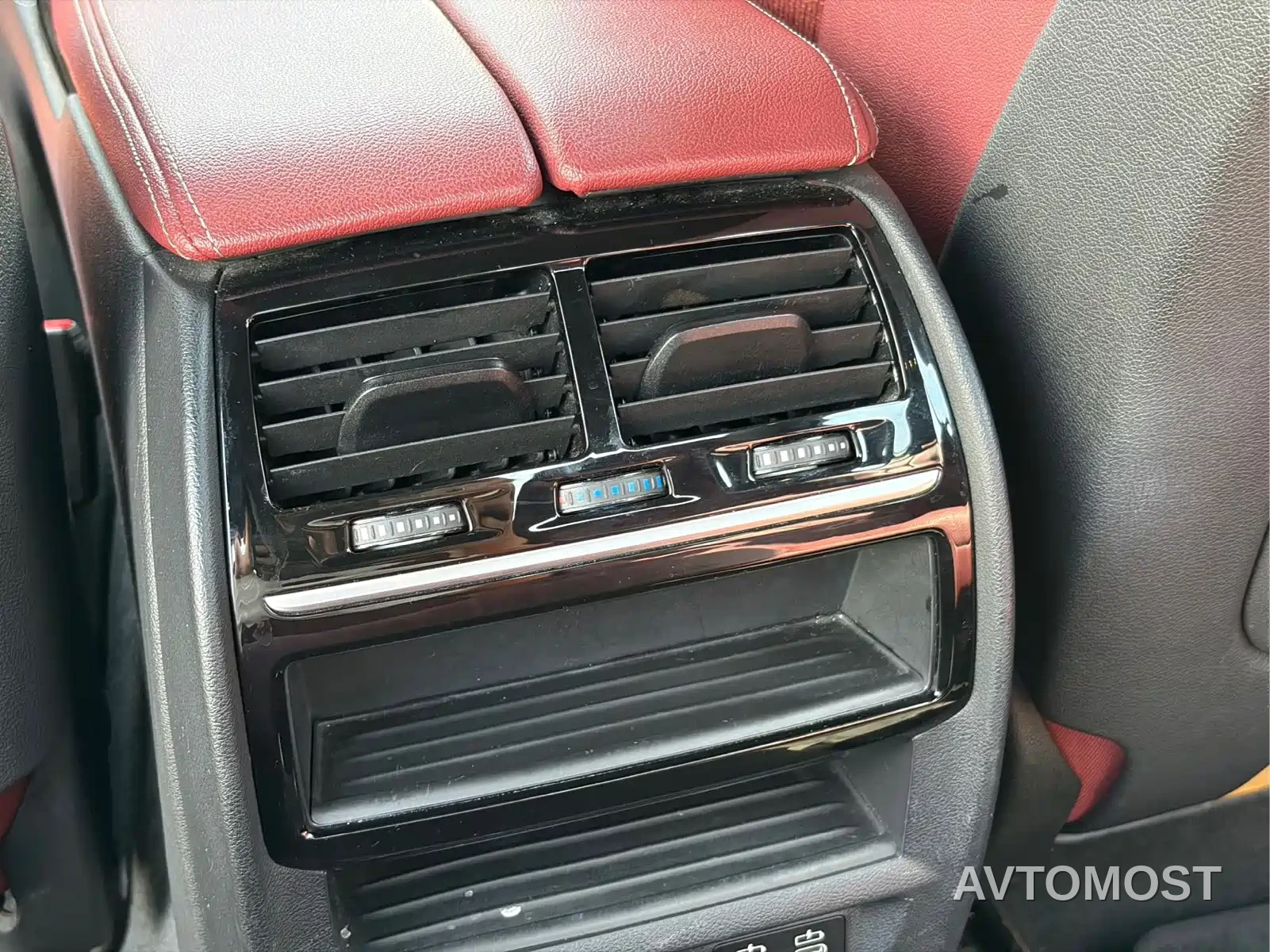 BMW 5 Series New Energy 2022 535Le Luxury Package — фото 17
