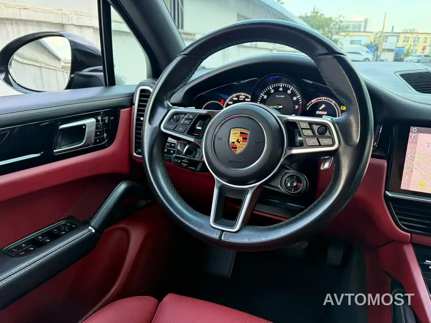 Porsche Cayenne New Energy 2021 Cayenne E-Hybrid 2.0T — фото 6