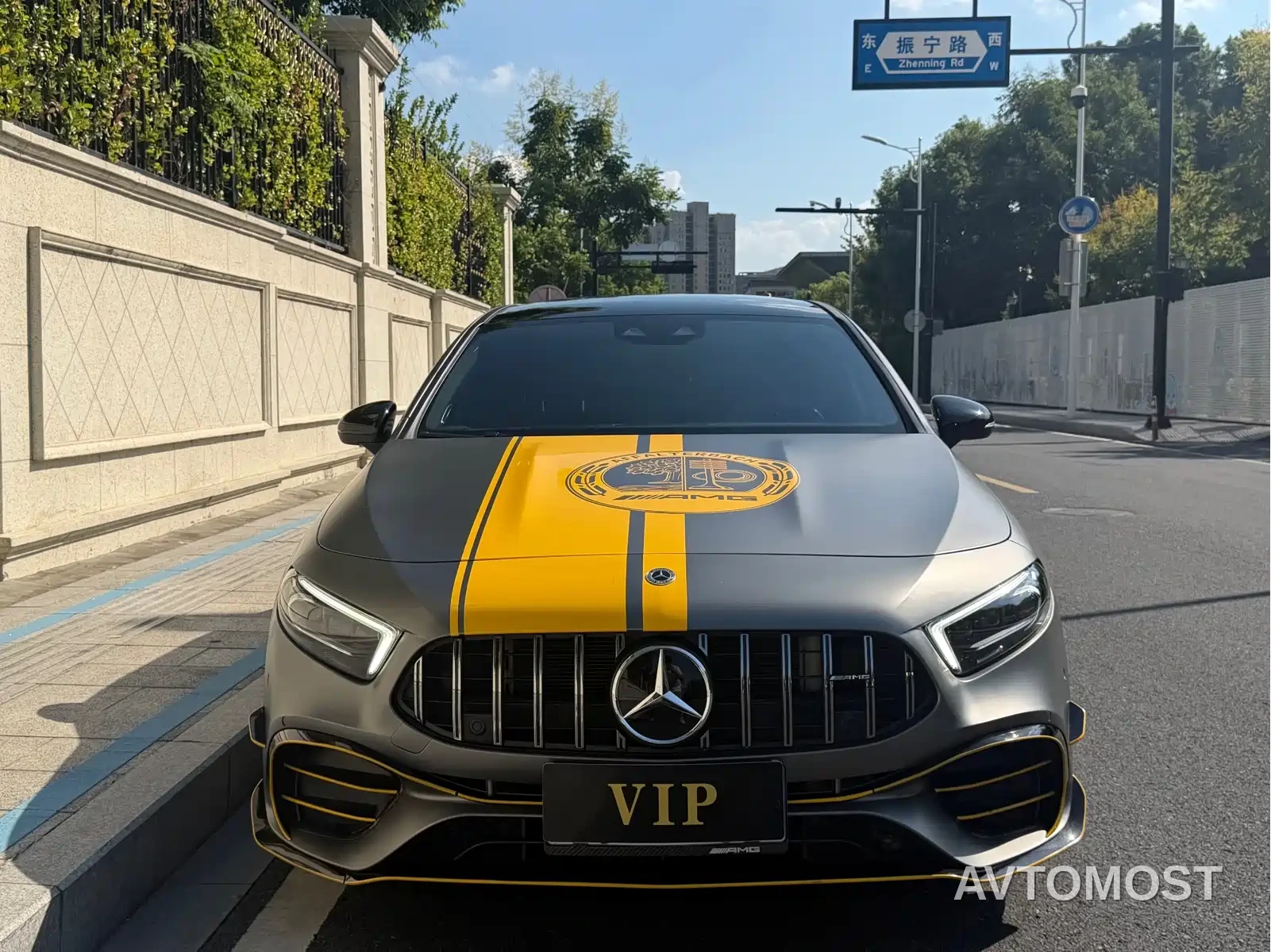 Mercedes-Benz A-Class AMG 2020 AMG A 35 L 4MATIC — фото 2