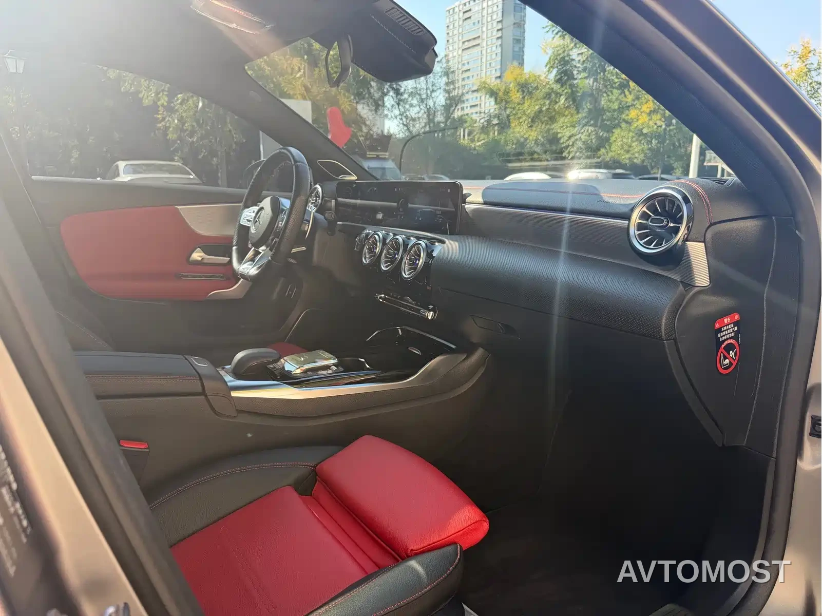 Mercedes-Benz A-Class AMG 2020 AMG A 35 L 4MATIC — фото 10