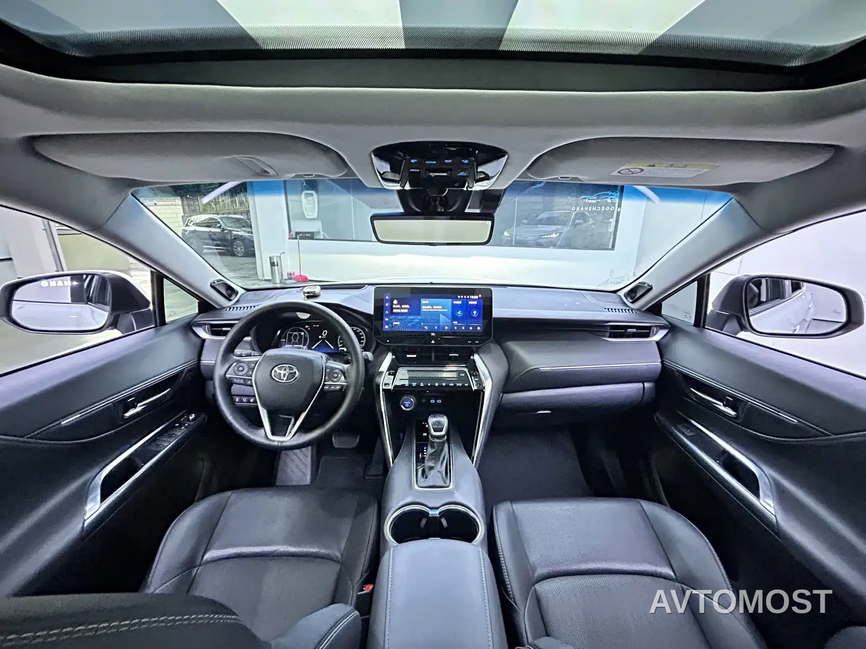 Toyota Venza 2022 Dual Engine 2.5L CVT 4WD Supreme — фото 5