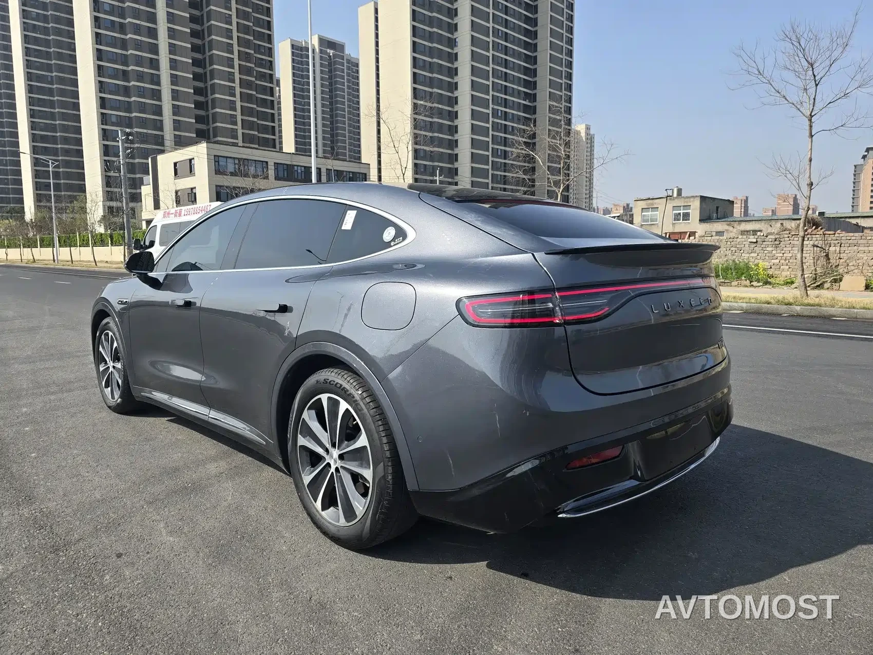 Zhijie Luxeed R7 2025 Extended Range 251km Pro — фото 7