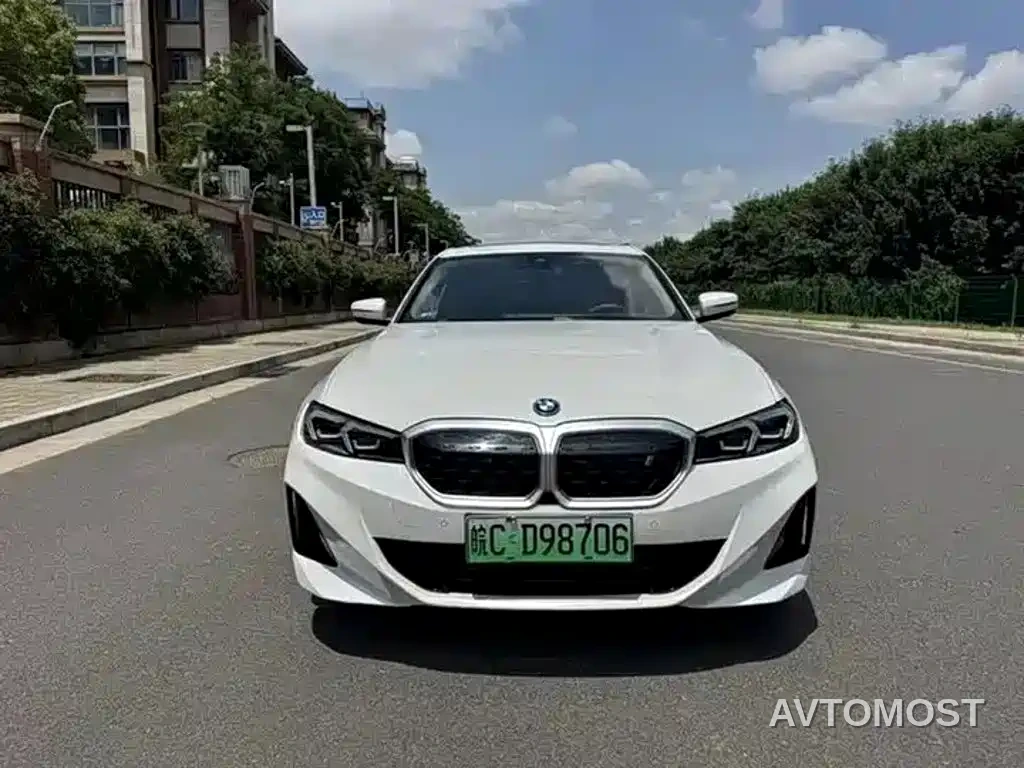 BMW i3 2022 eDrive 35 L — фото 2