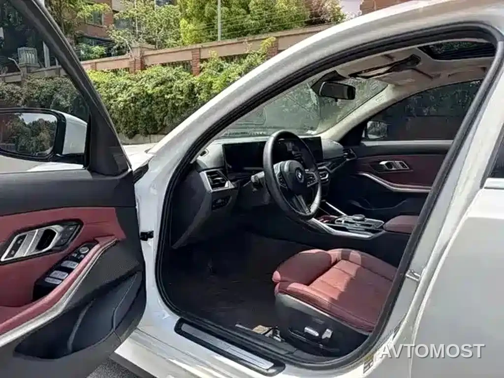 BMW i3 2022 eDrive 35 L — фото 4