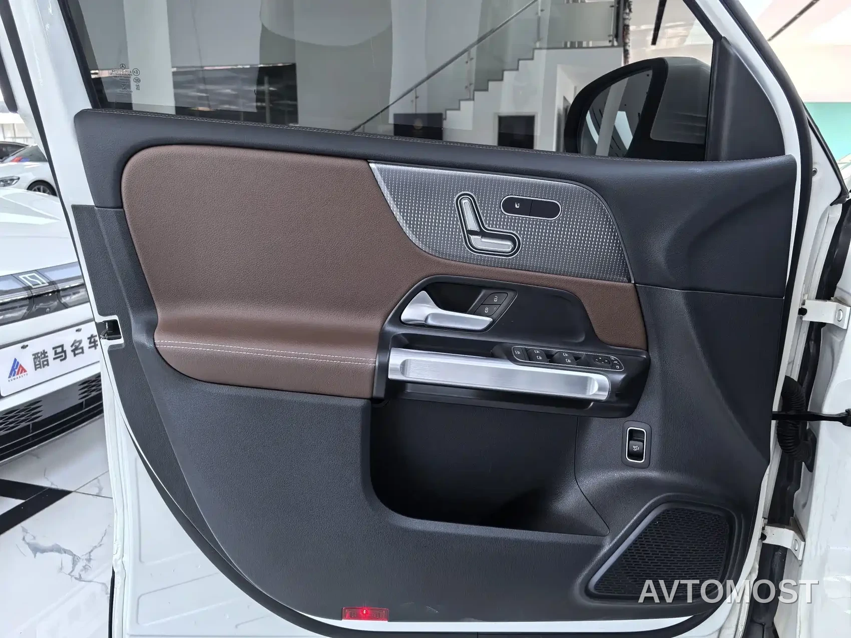 Mercedes-Benz GLB 2022 GLB 220 Style — фото 4