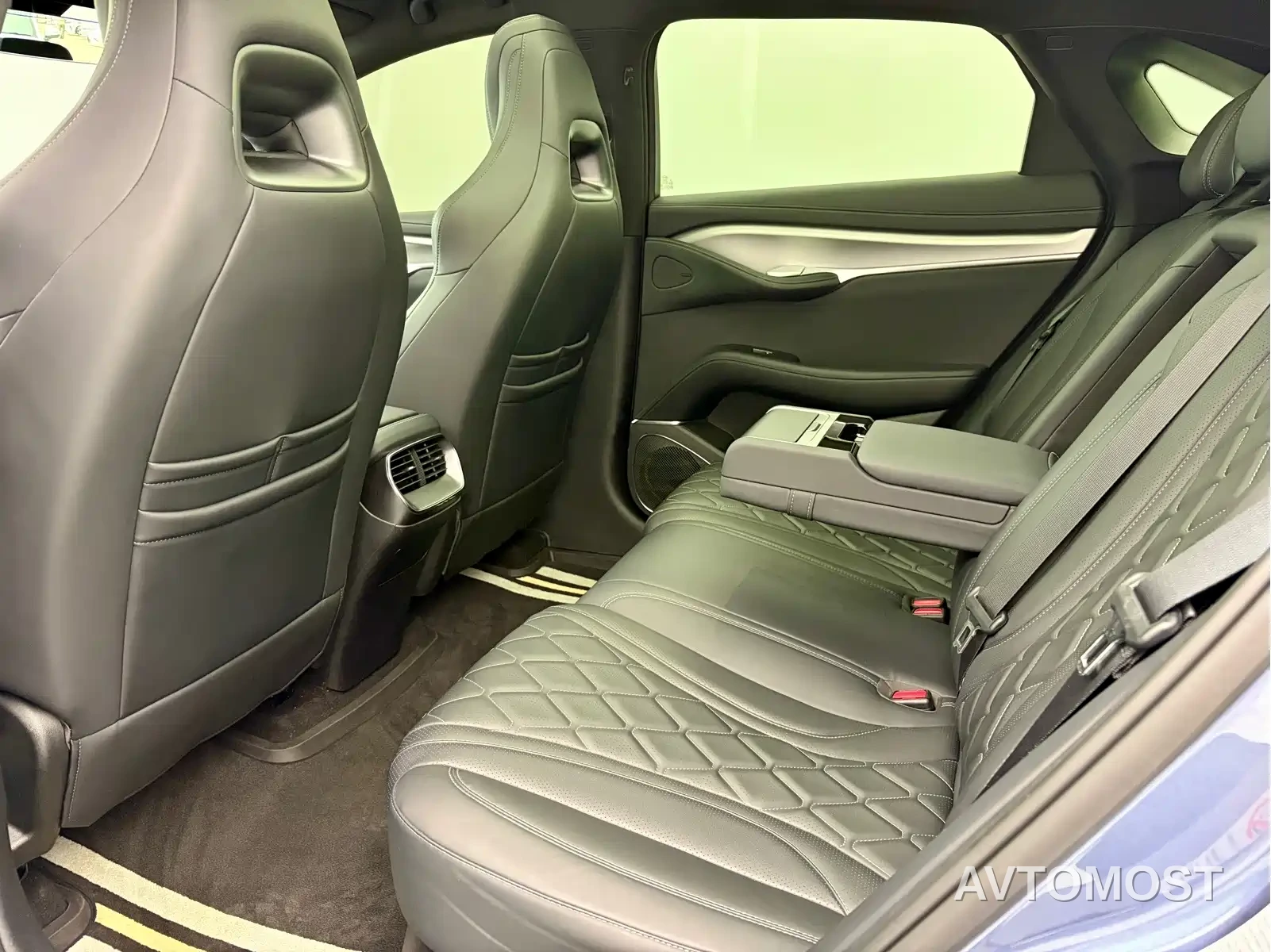 BYD Sealion 07 EV 2024 610 Long Range Edition — фото 16