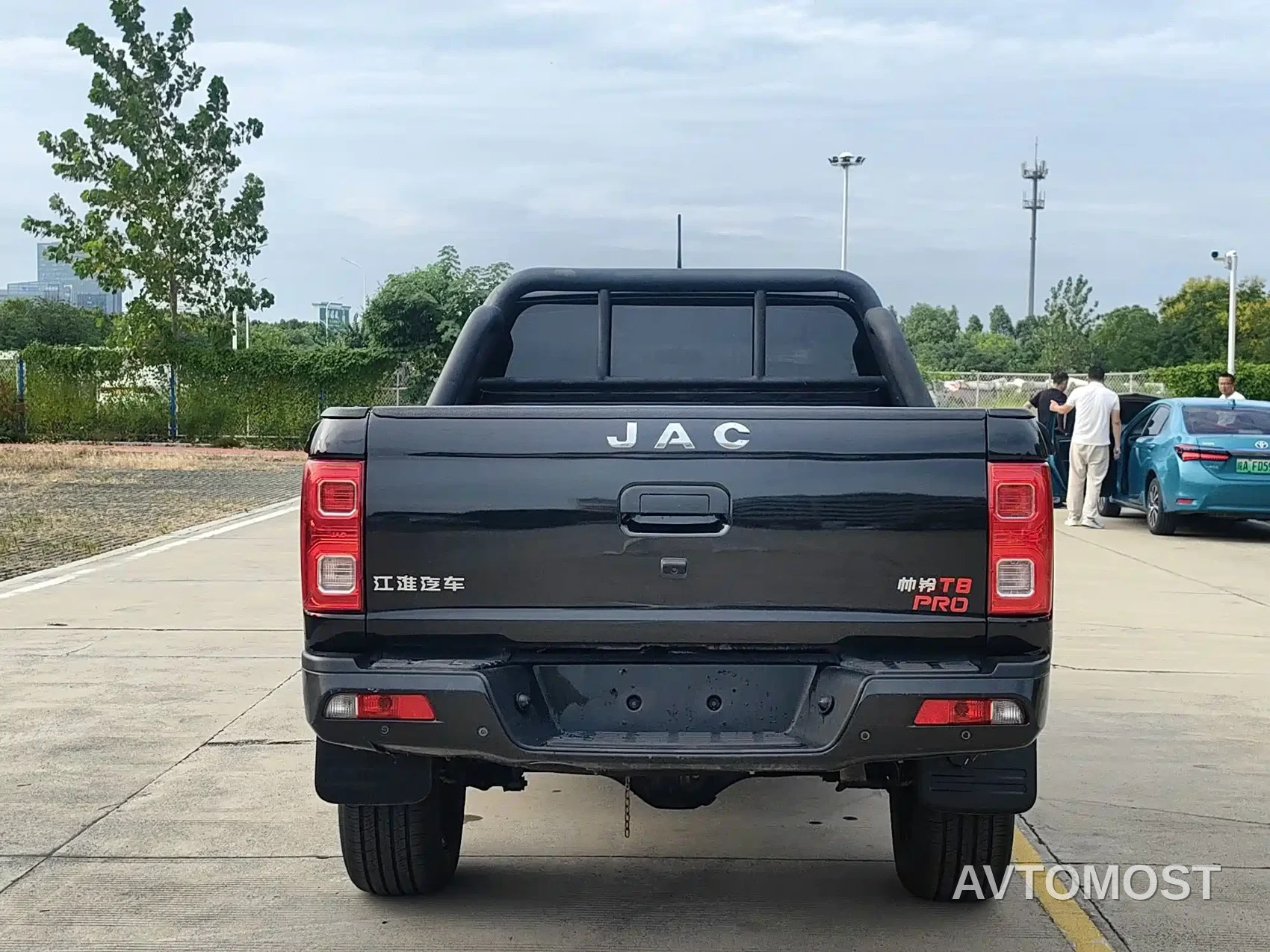JAC T8 2023 2.0T PRO Automatic Diesel 2WD Sharp Edition Extended Cab — фото 4