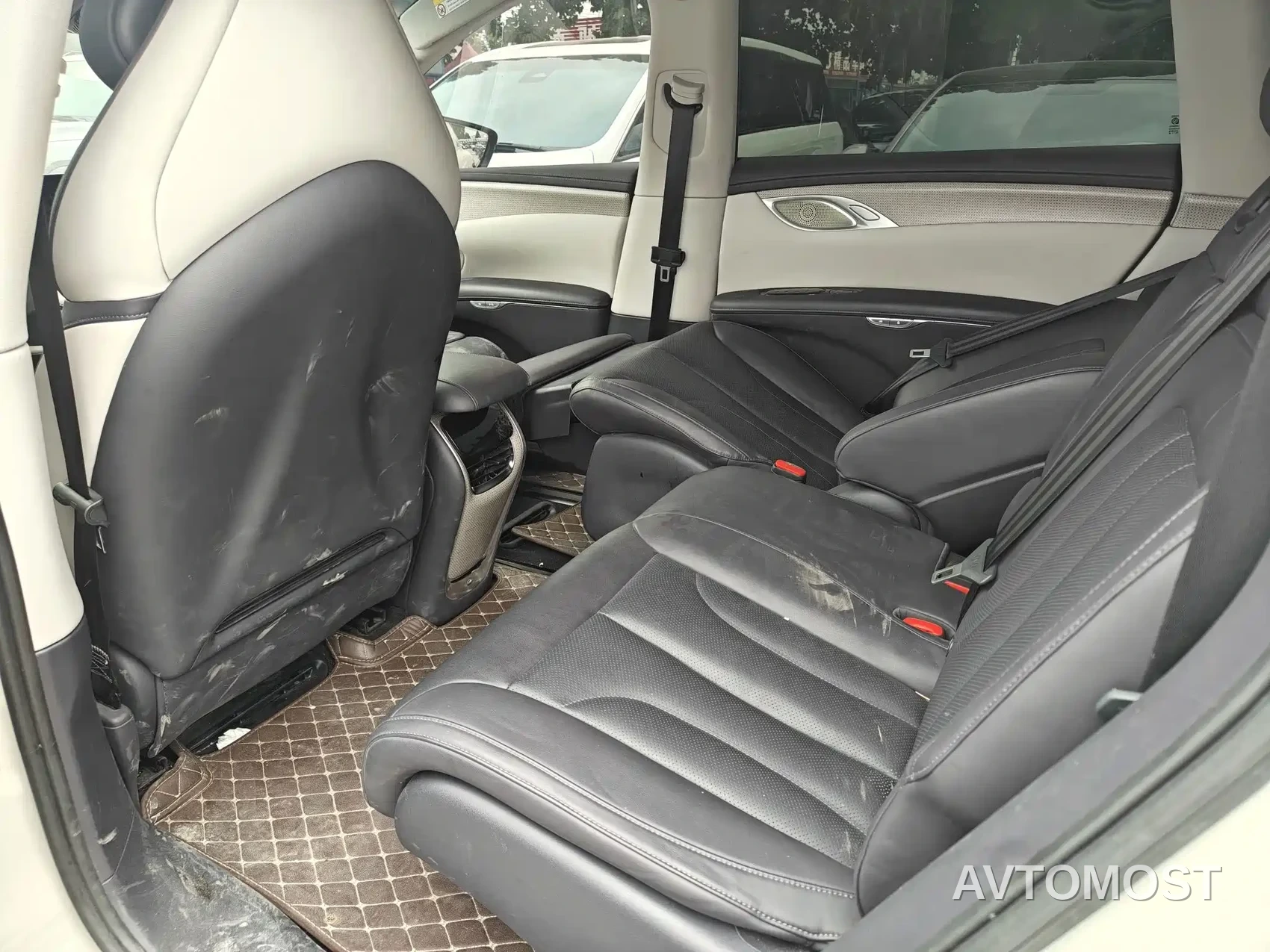 IM LS7 2023 90kWh Elite AWD — фото 10