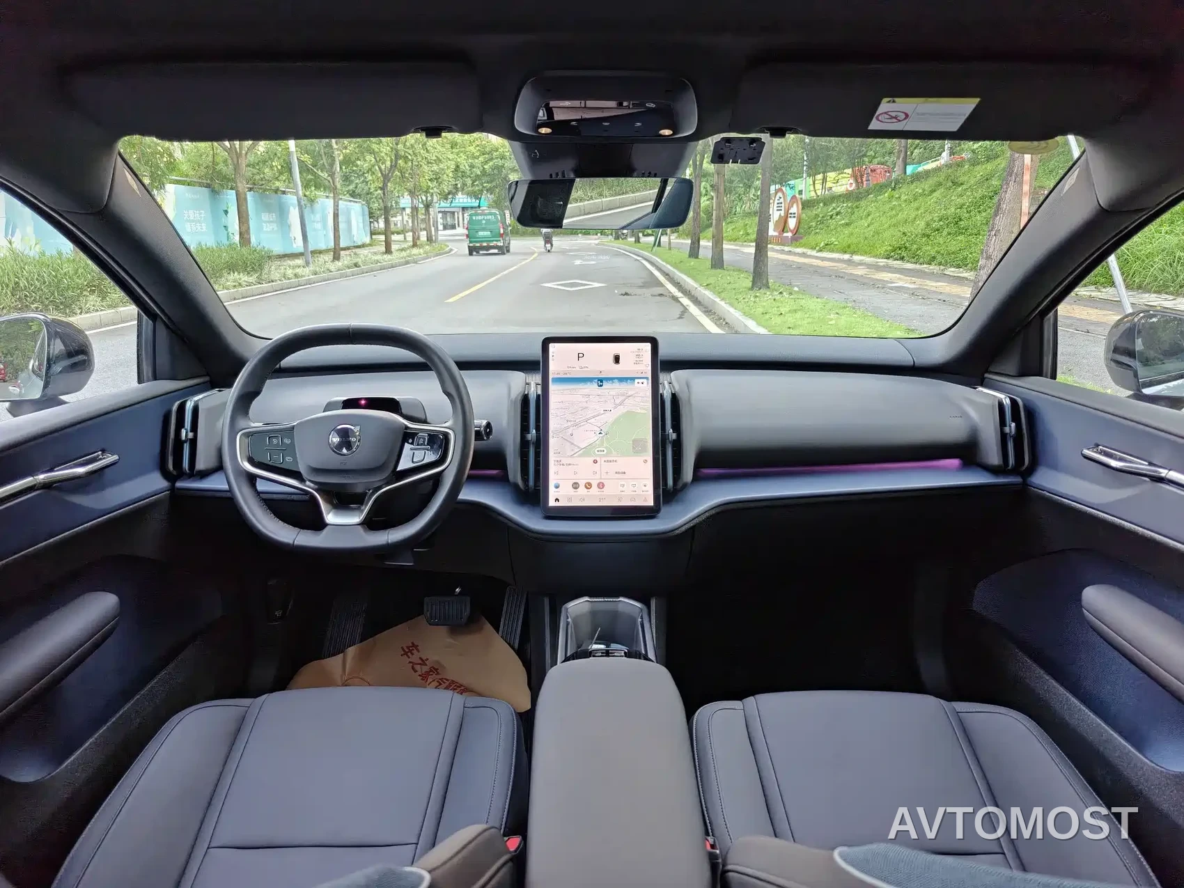 Volvo EX30 2025 RWD Long Range Ultra — фото 5