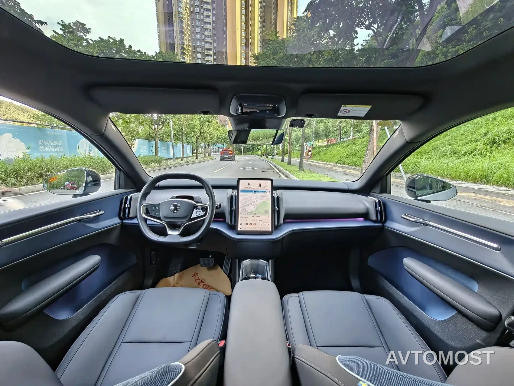 Volvo EX30 2025 RWD Long Range Ultra — фото 9