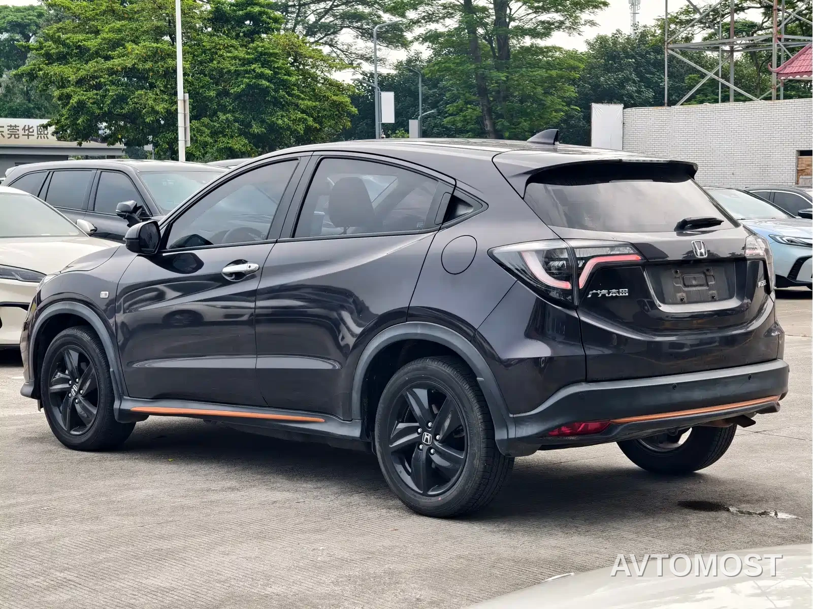 Honda Vezel 2022 1.5L CVT Phantom Night Pioneer Edition — фото 8