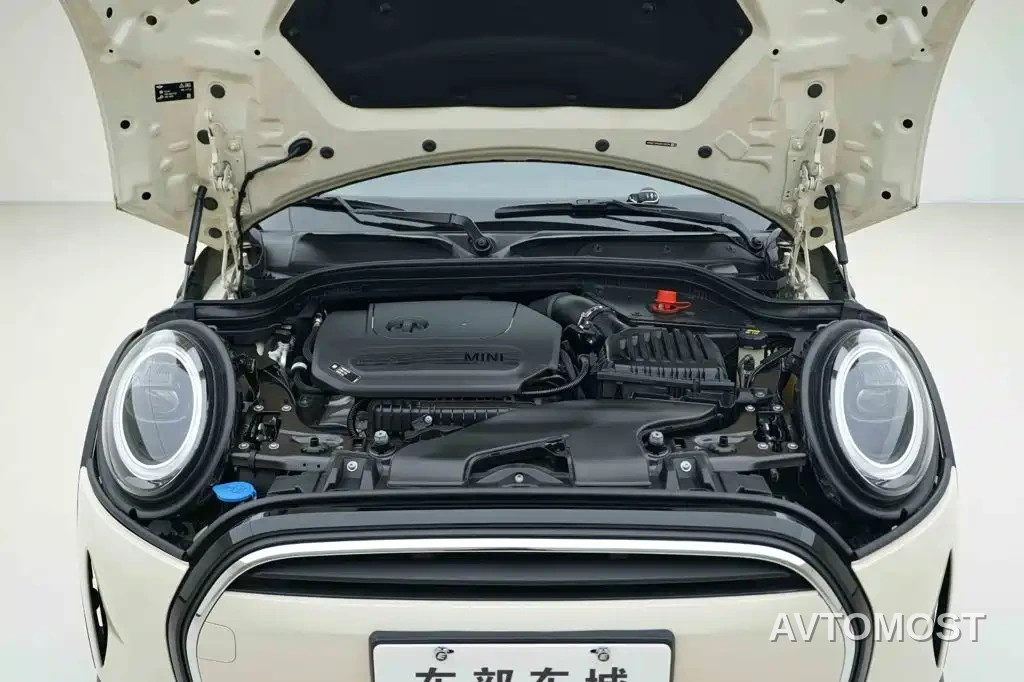 MINI 2022 1.5T ONE 5-door PLUS — фото 6