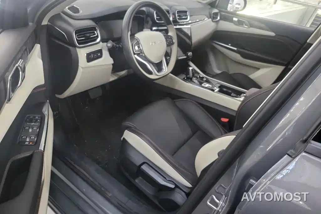 Lynk & Co 02 New Energy 2021 1.5T PHEV Plus — фото 5