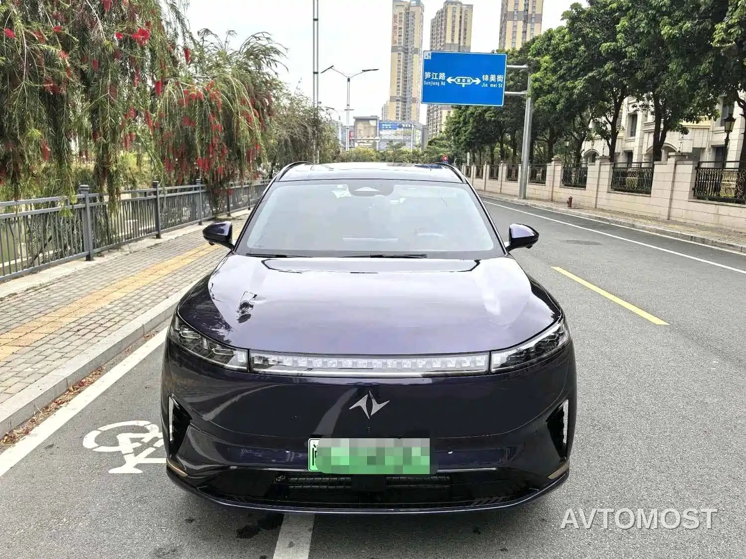 Dongfeng Yipai eπ008 2024 210Max Range Extender 6-Seater — фото 2