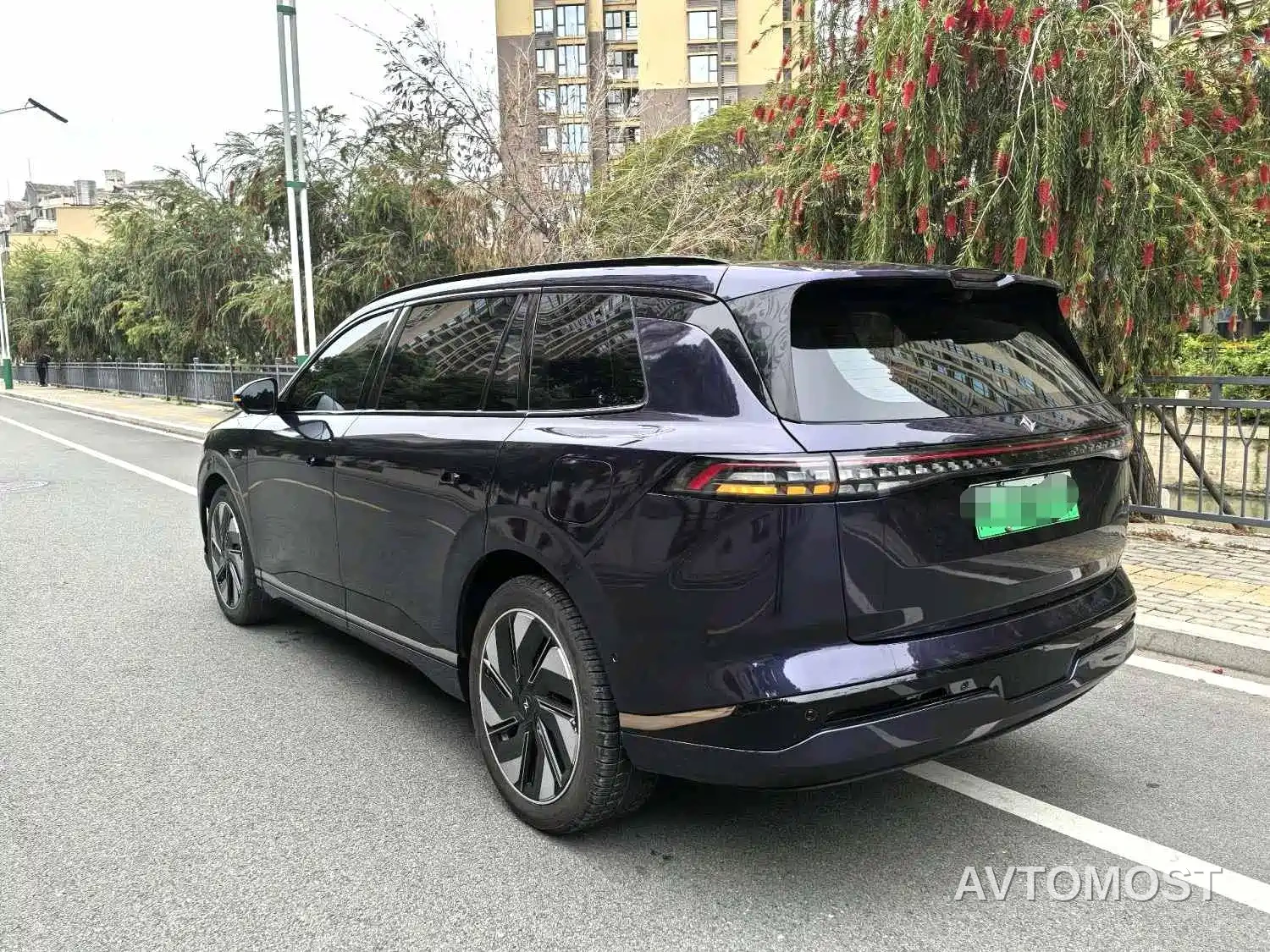 Dongfeng Yipai eπ008 2024 210Max Range Extender 6-Seater — фото 4