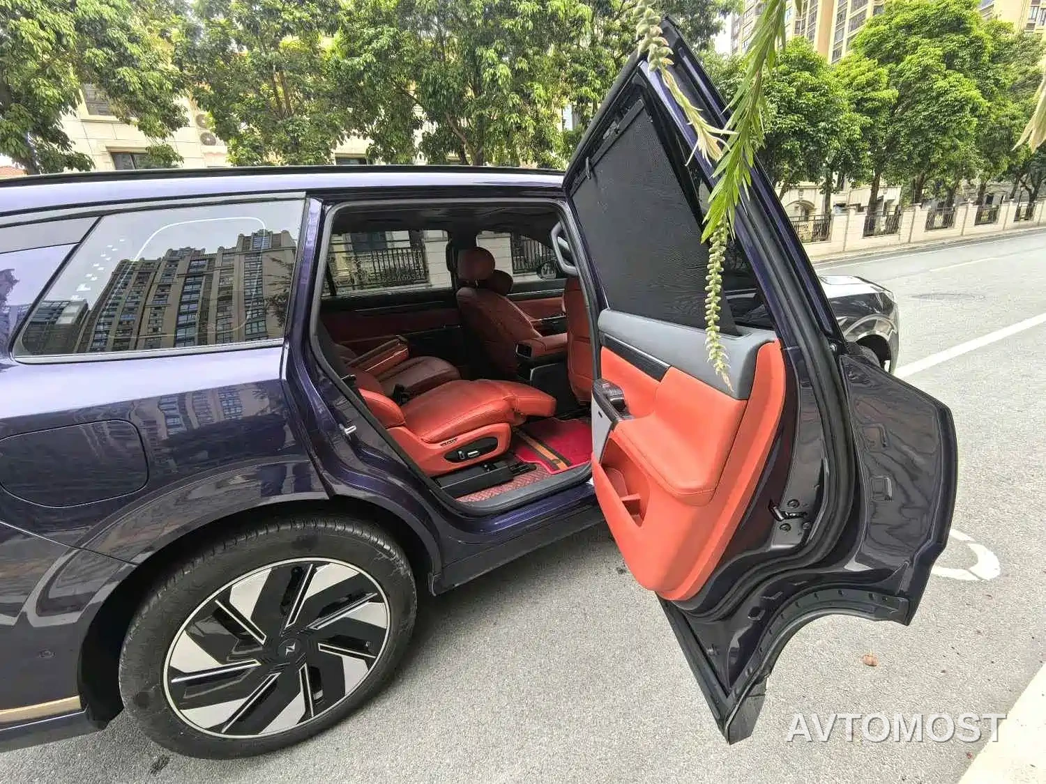 Dongfeng Yipai eπ008 2024 210Max Range Extender 6-Seater — фото 7