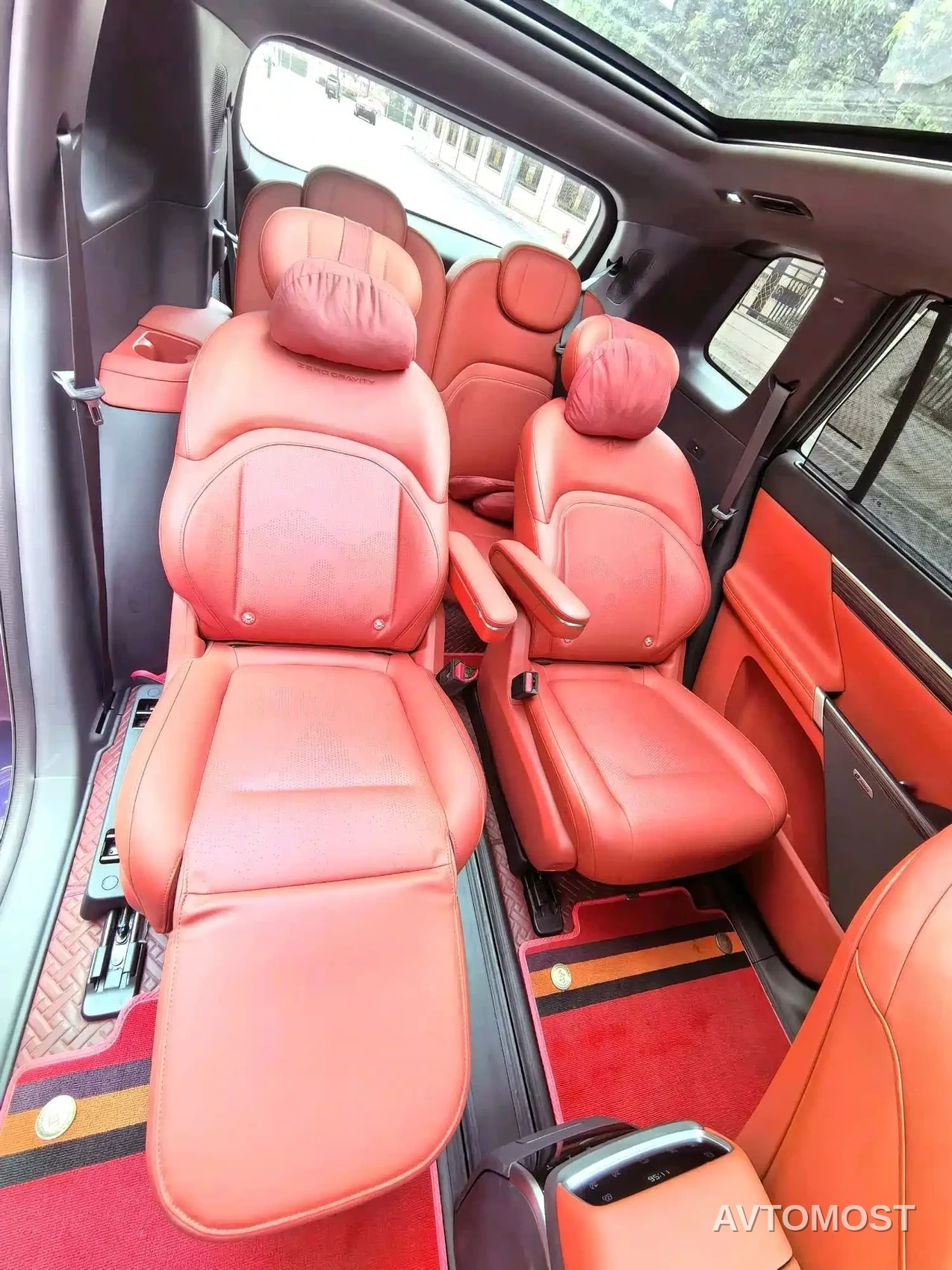 Dongfeng Yipai eπ008 2024 210Max Range Extender 6-Seater — фото 13