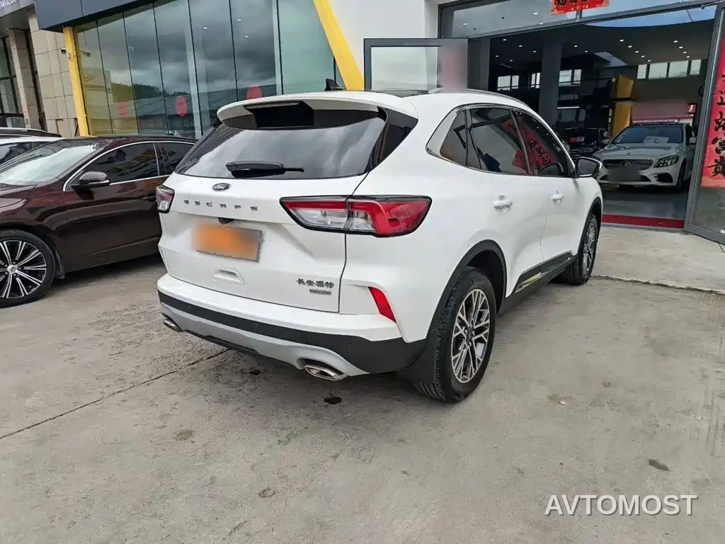 Ford Escape 2020 EcoBoost 245 2WD Premium Edition — фото 12