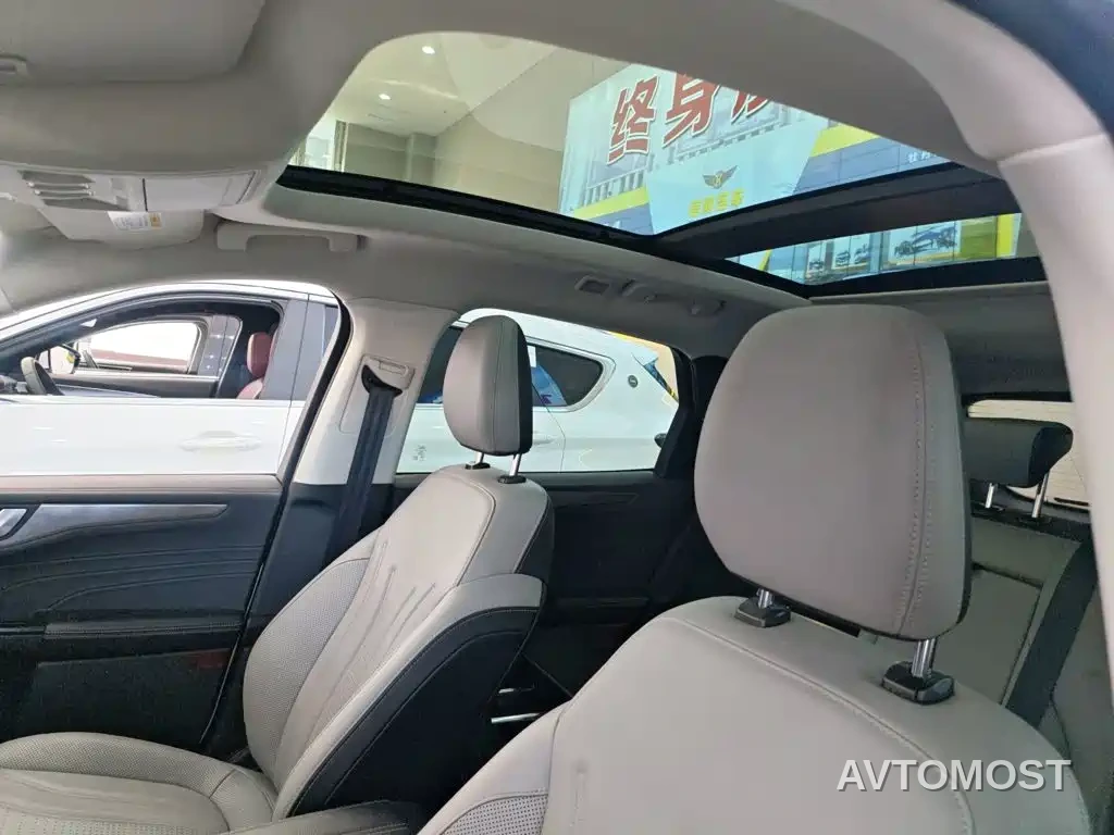 Ford Escape 2020 EcoBoost 245 2WD Premium Edition — фото 14
