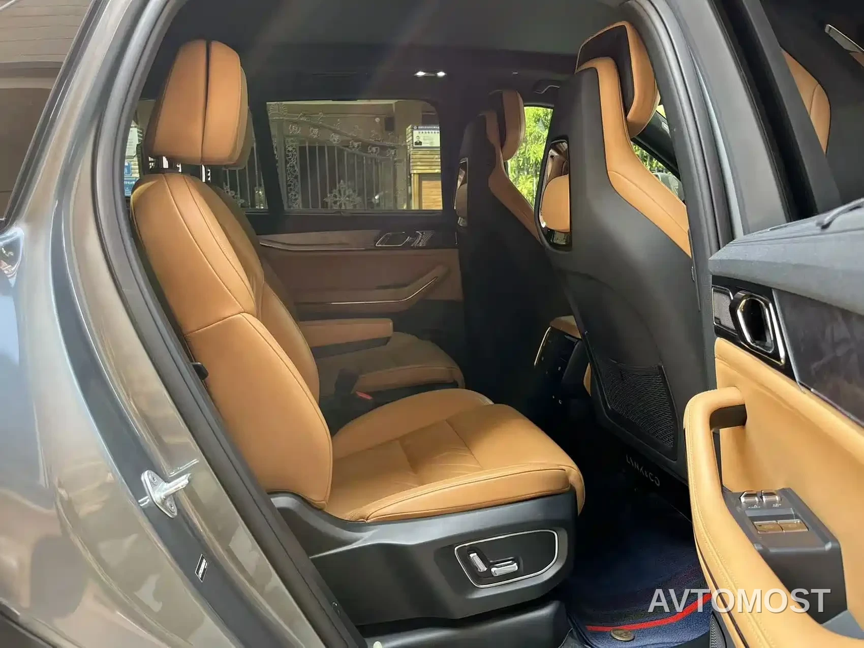 Lynk & Co 09 2021 2.0T Halo 6-Seater — фото 11