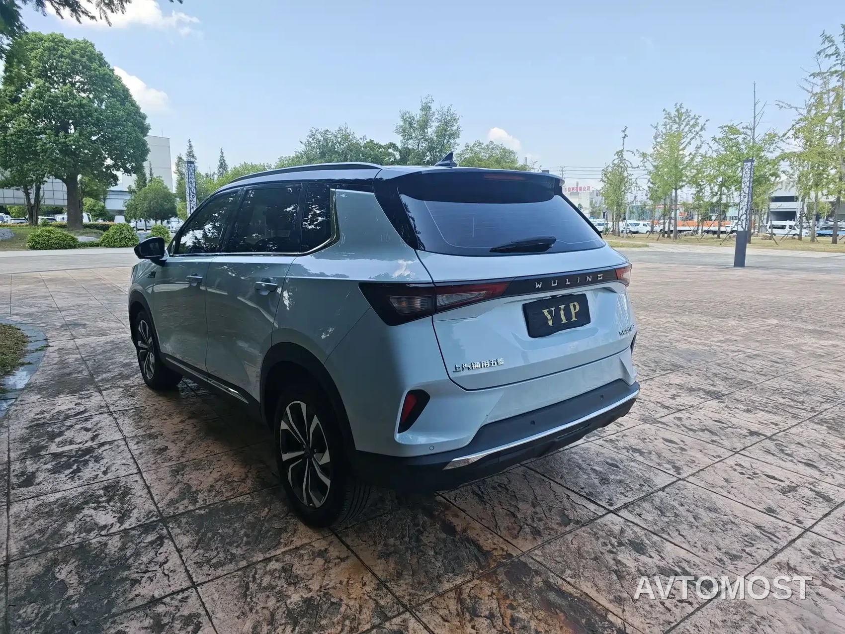 Wuling Xingchen 2022 2.0L DHT Electric Power Edition — фото 9