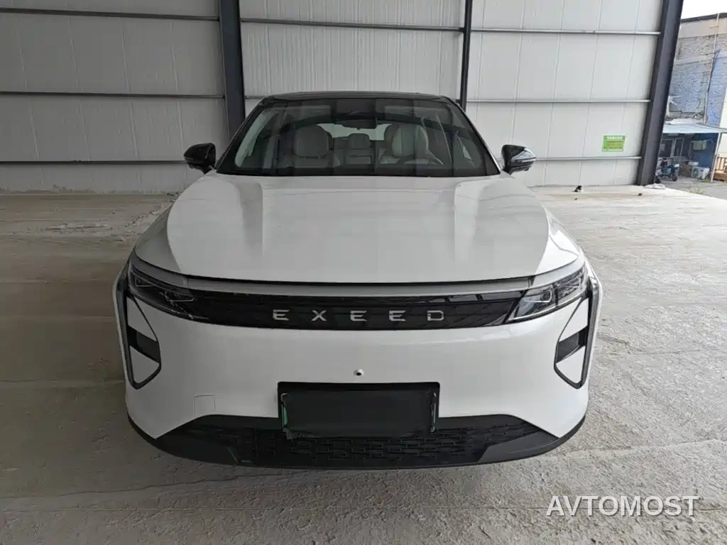 Exeed Yaoguang C-DM 2026 Global Edition 120 Long Range 2WD — фото 3
