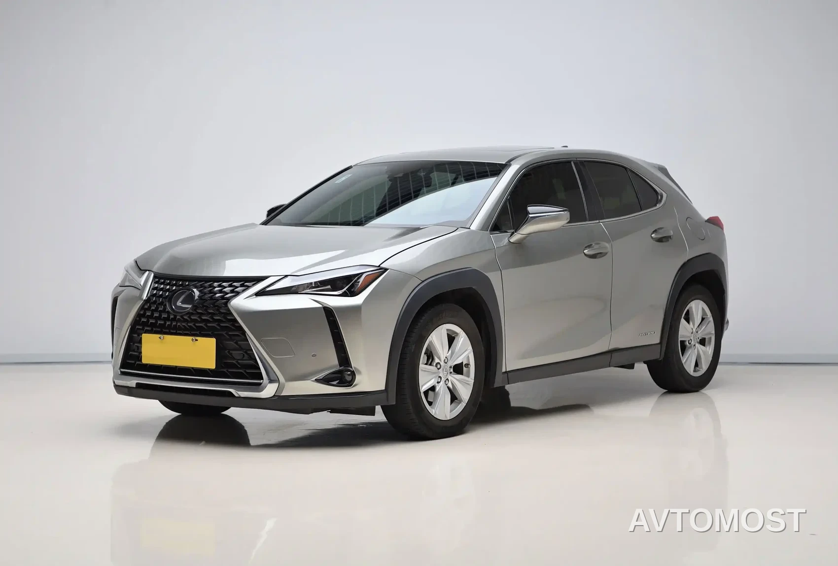 Lexus UX 2020 260h Explore Fun Edition — фото 1