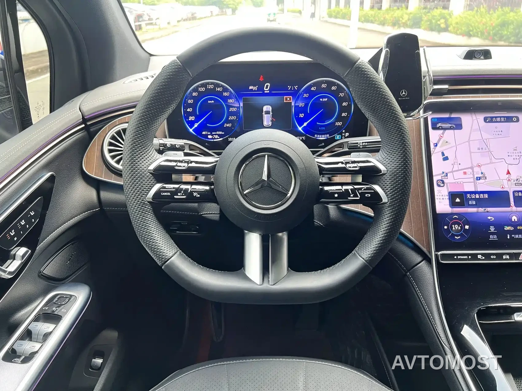 Mercedes-Benz EQE SUV 2023 350 4MATIC Pioneer Edition — фото 16