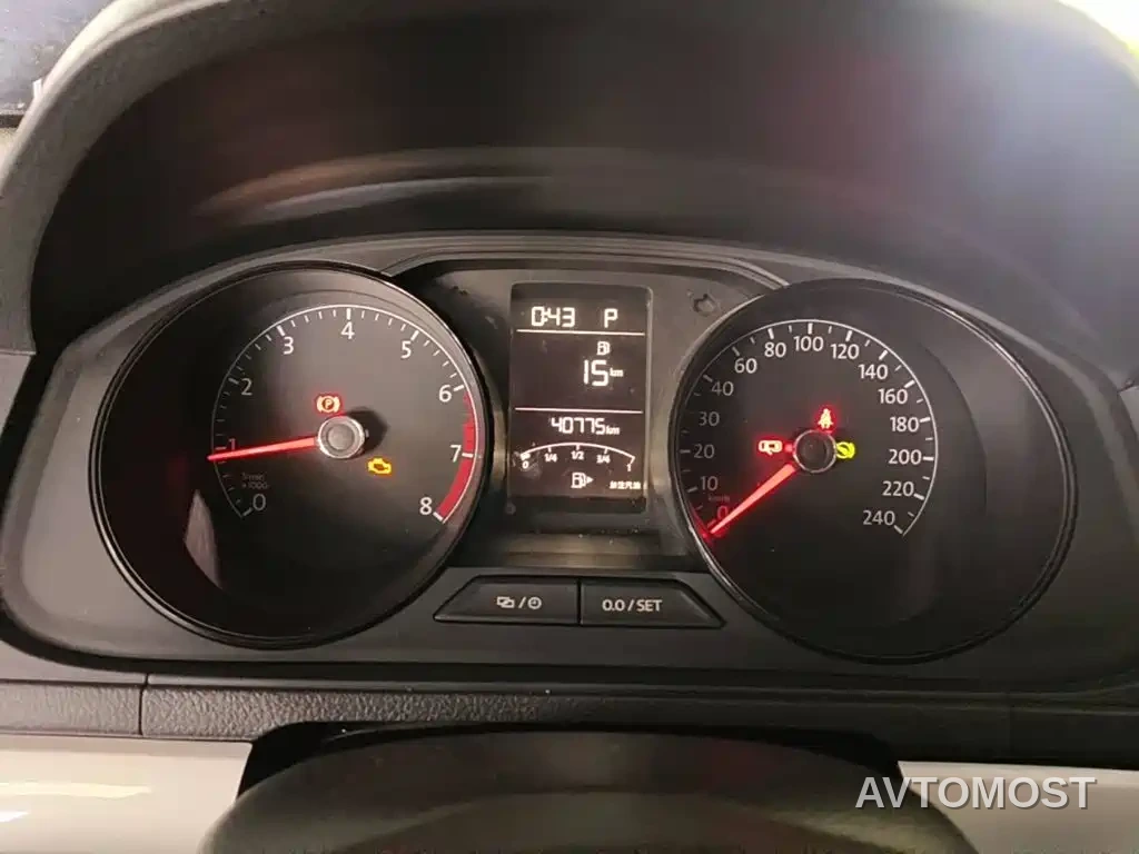 Volkswagen Lavida 2019 Lavida Start 1.5L Auto Trend (China VI) — фото 3