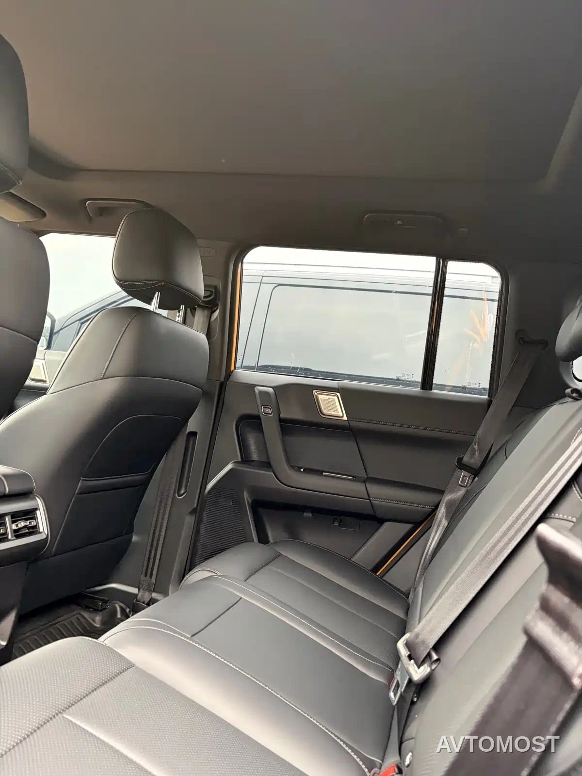 Chery Fengyun Storm X3L 2025 Model 4WD Premium Edition — фото 9