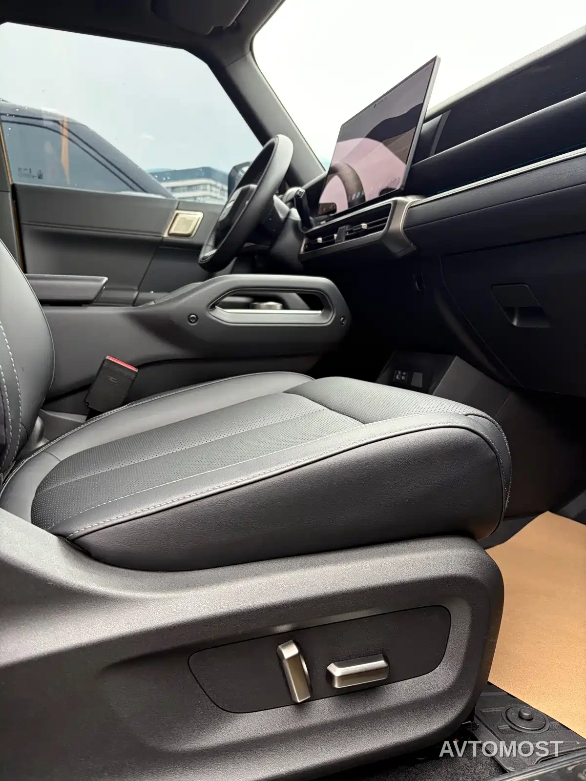 Chery Fengyun Storm X3L 2025 Model 4WD Premium Edition — фото 18