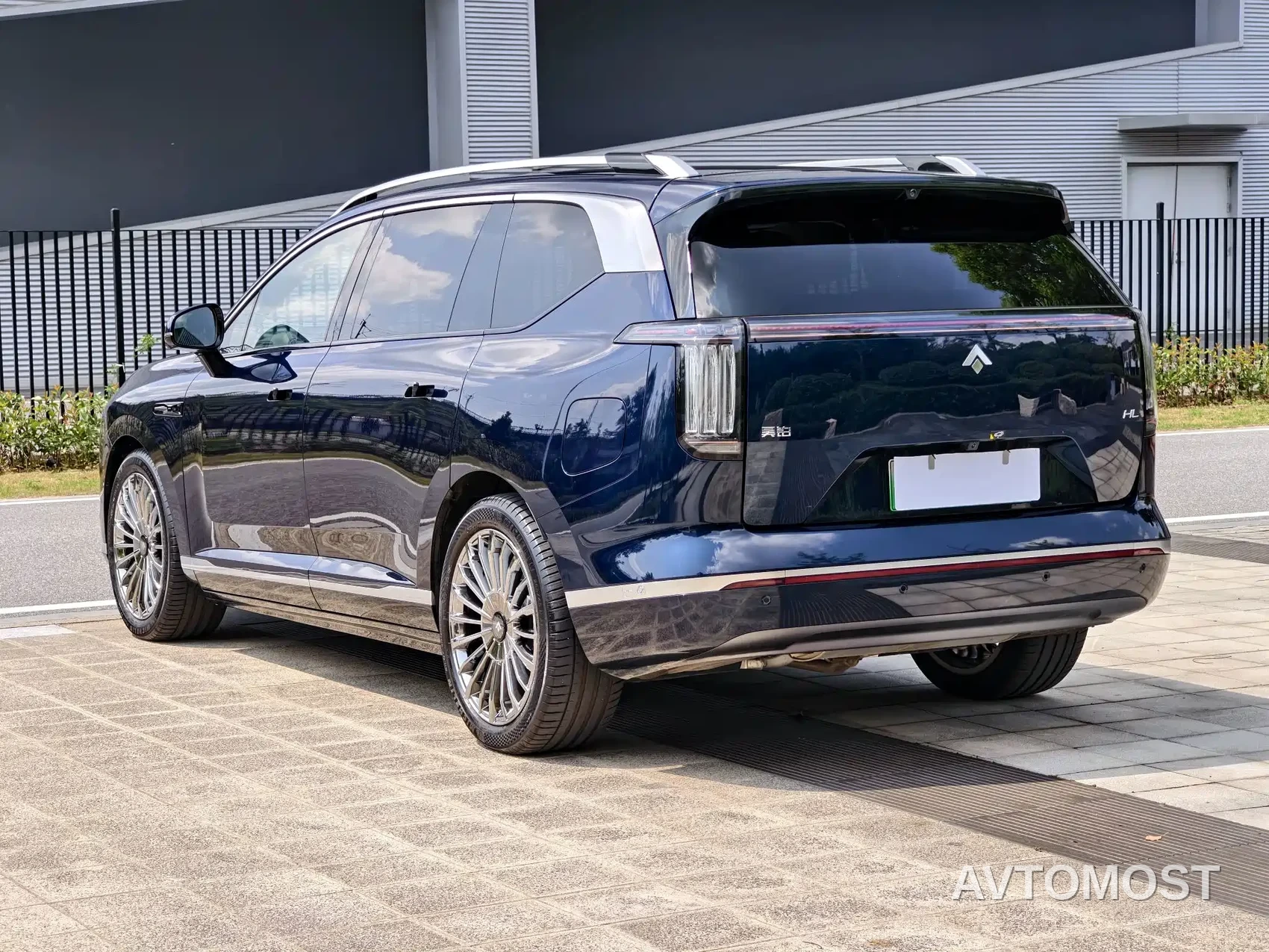 GAC Haobo Hyper HL 2025 Model Revised 350 Max 6-Seater Lidar Version — фото 6