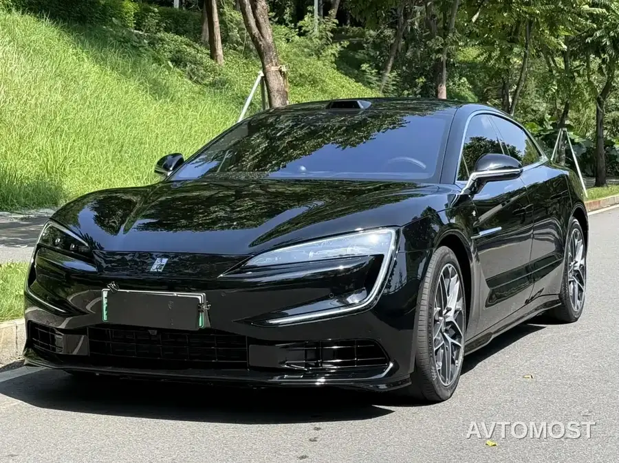 Yangwang U7 2025 Model PHEV 5-Seat Luxury