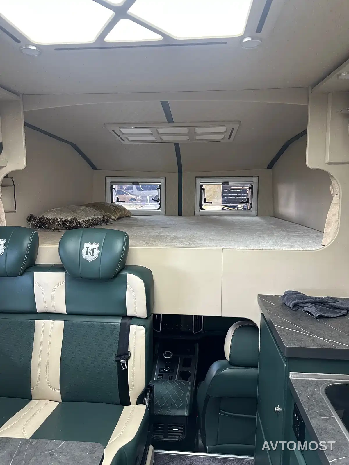 ZTE Zhongxing 1949 2024 Model 2.3T Commercial-Passenger Diesel Automatic 4WD Comfort Long Box — фото 14