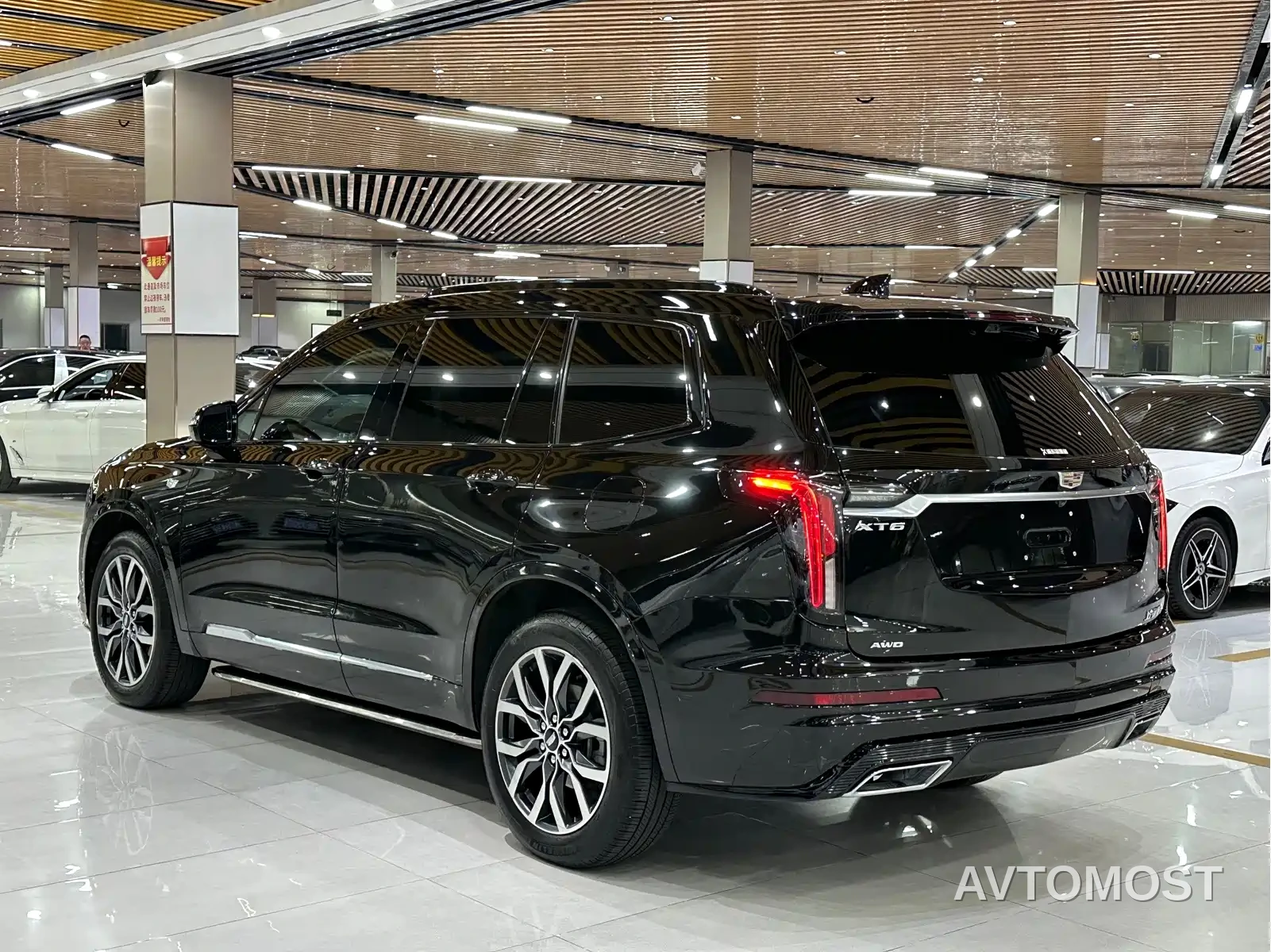 Cadillac XT6 2021 2.0T 6-seater 4WD Premium — фото 3