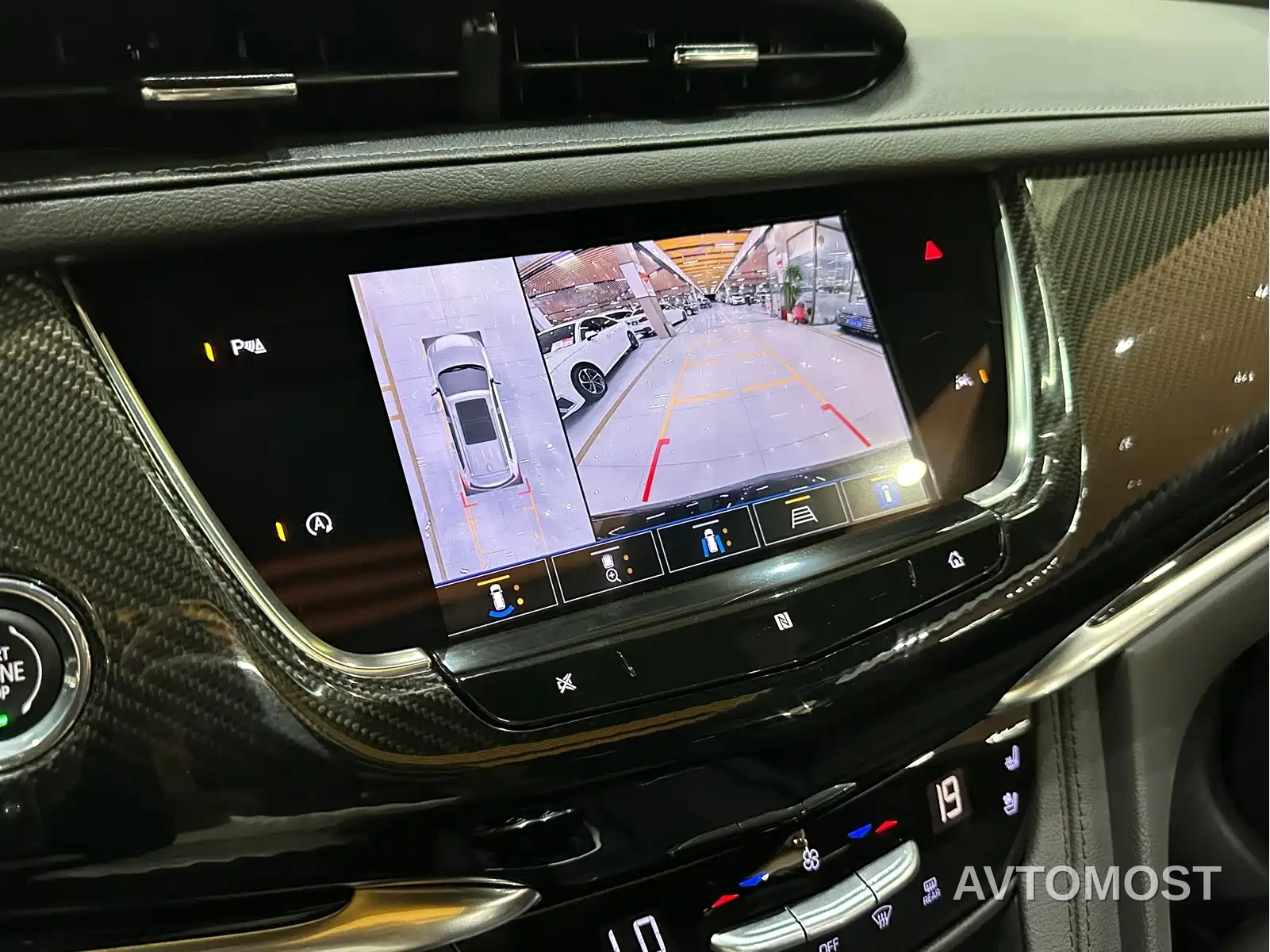 Cadillac XT6 2021 2.0T 6-seater 4WD Premium — фото 11