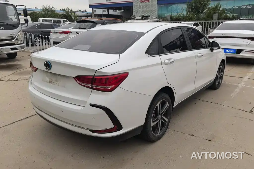 BAIC Beijing EU5 2019 R500 Smart Wind Edition — фото 3