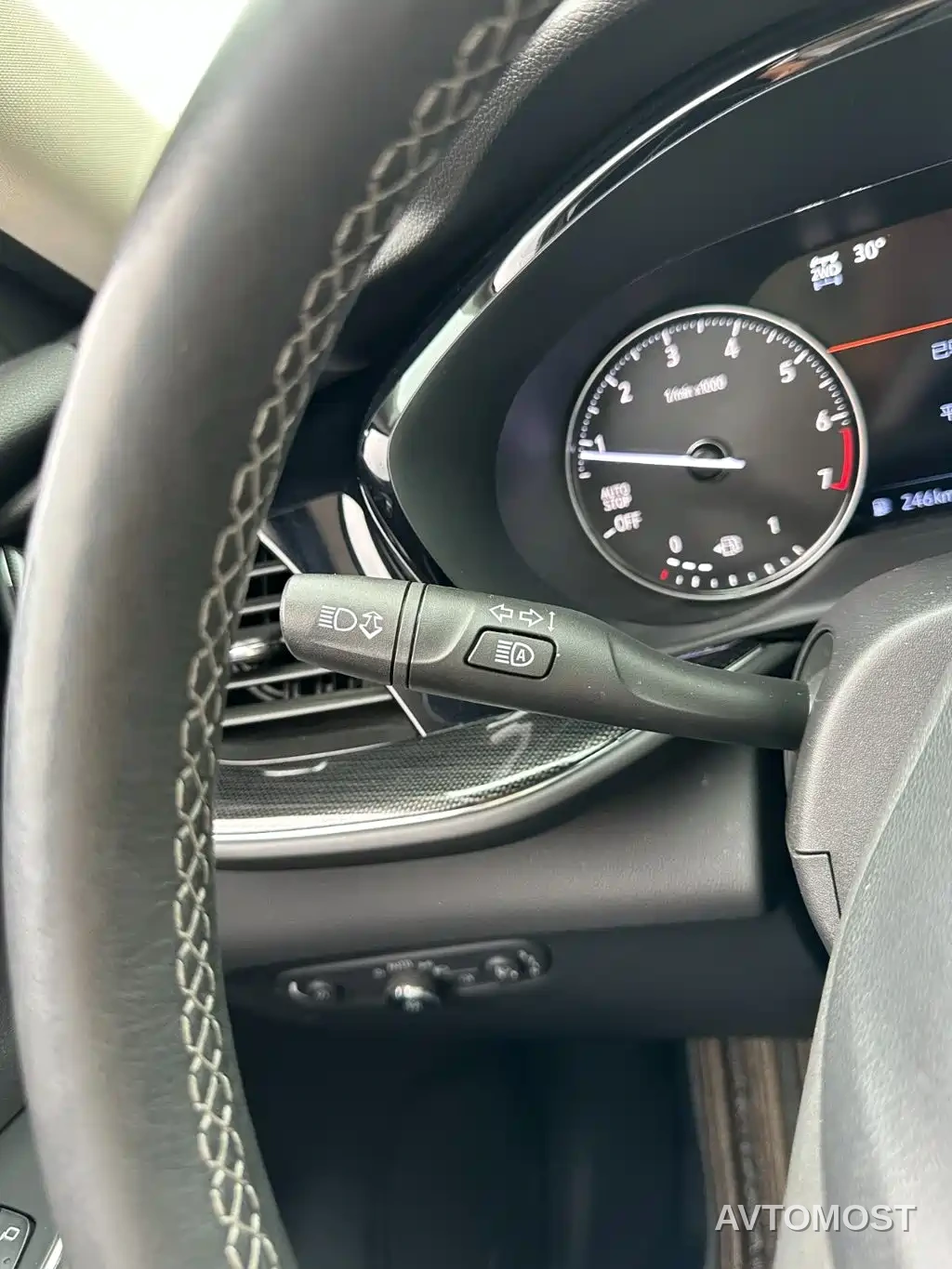 Buick Envision Plus 2023 Enclave Plus 652T 5-Seater AWD Luxury — фото 22