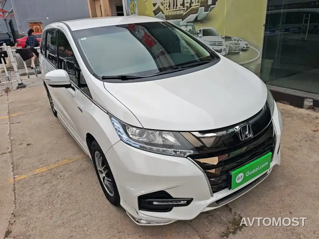 Honda Odyssey 2021 2.0L Sharp Premium Edition — фото 4