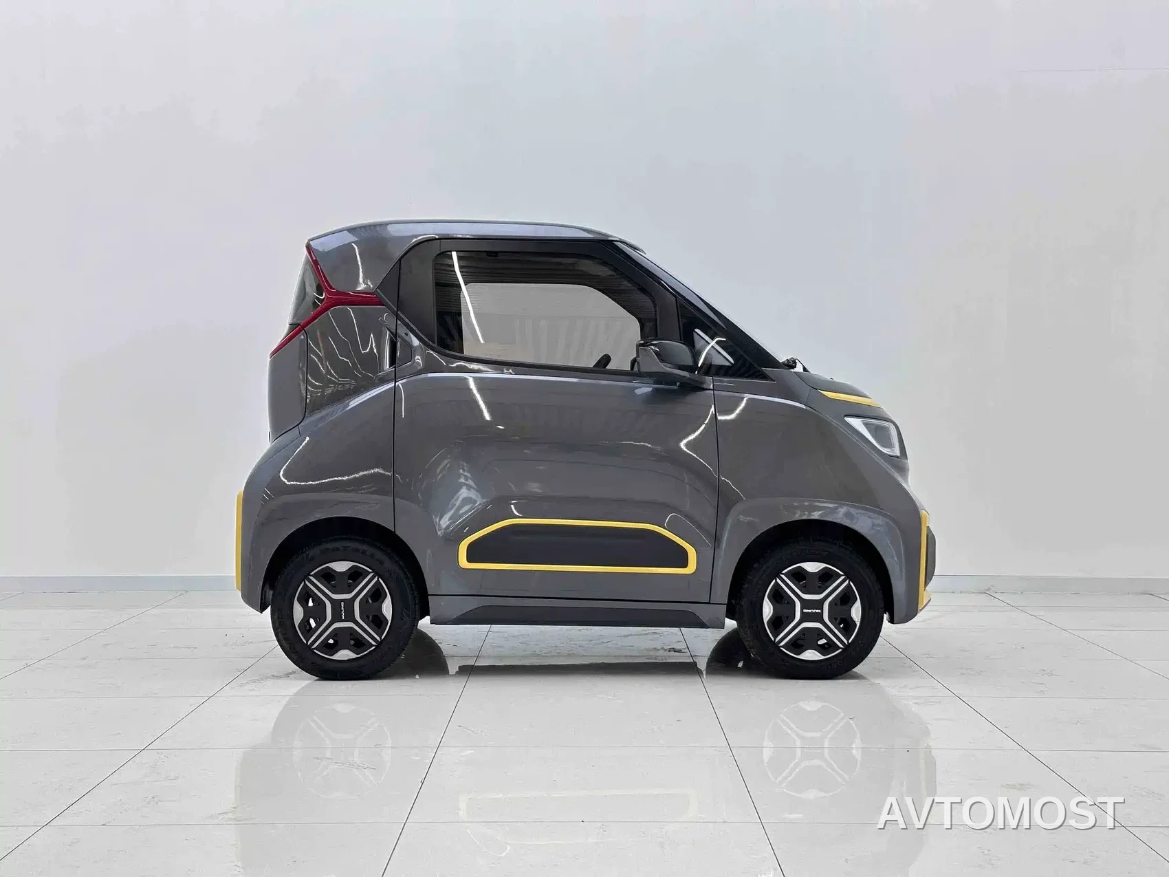 Wuling NanoEV 2021 Passion Edition — фото 5