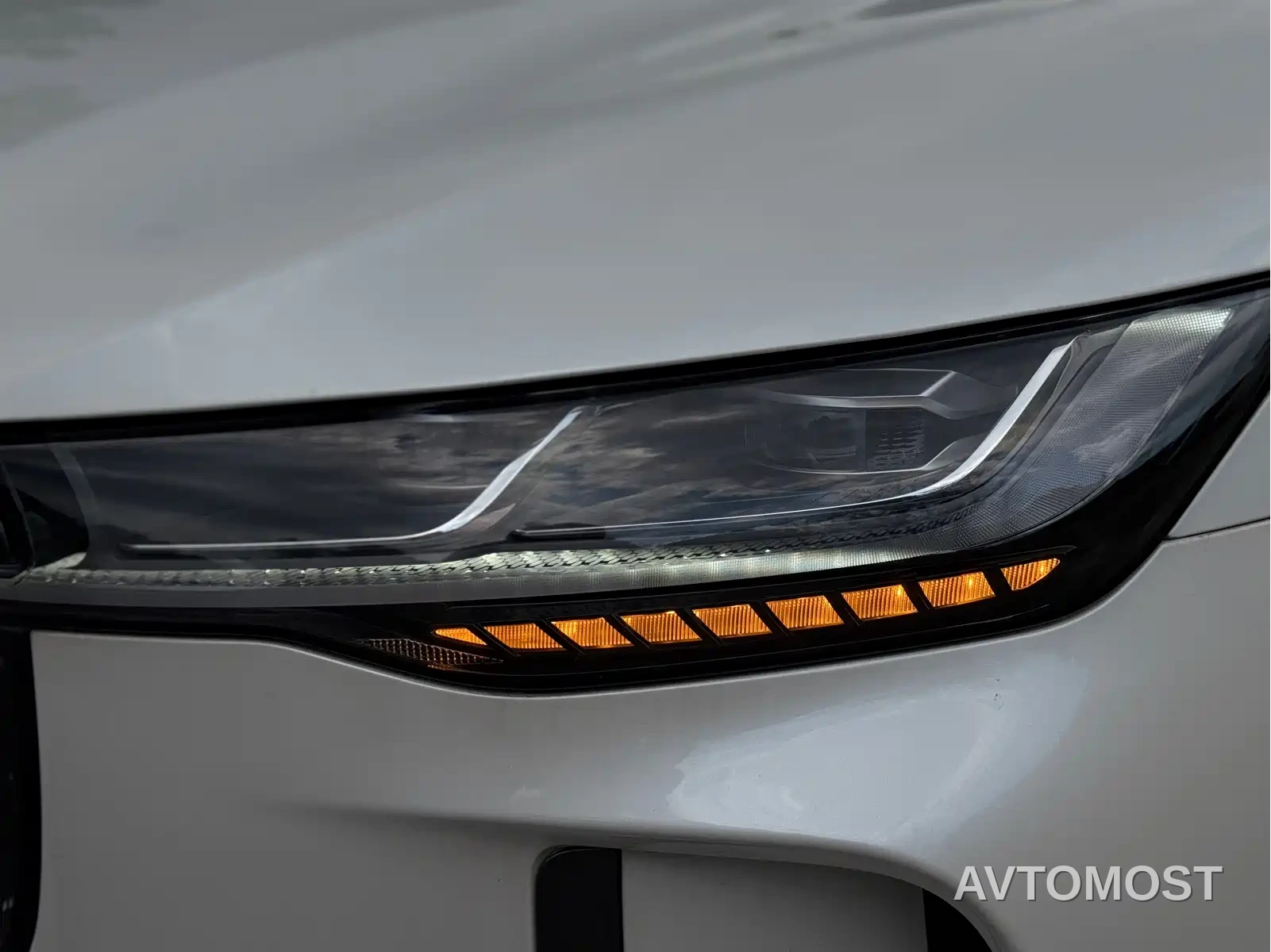 Lincoln Z 2025 2.0T Premium Hybrid — фото 21