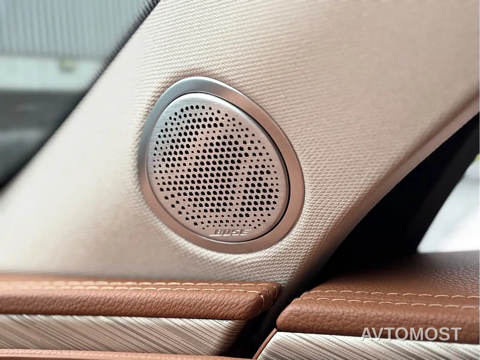 Hongqi H9 2023 2.0T Smart Connectivity Flagship Edition — фото 10