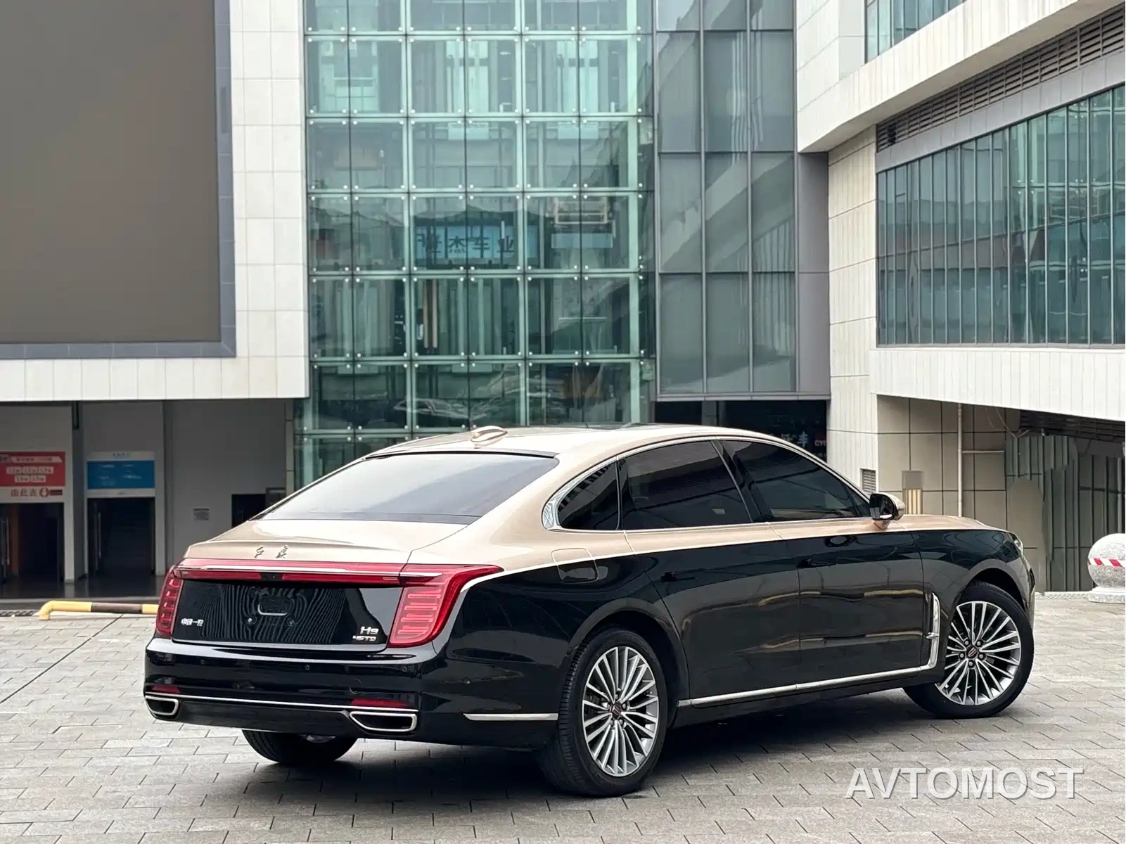 Hongqi H9 2023 2.0T Smart Connectivity Flagship Edition — фото 18