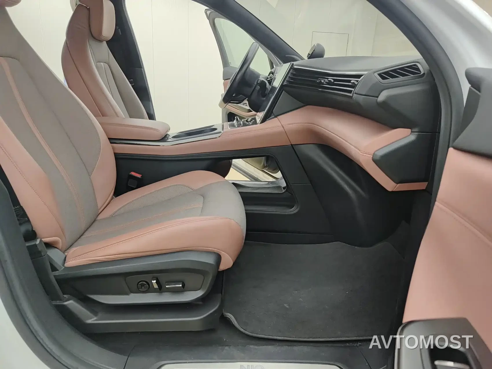 NIO EC6 2020 Model 605KM Sport Edition — фото 12