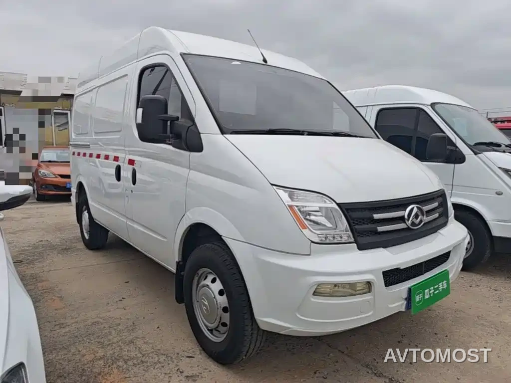 SAIC Maxus Xintu V80 2021 2.0T AMT Classic City King Short Wheelbase Medium Roof 3-Seater — фото 3