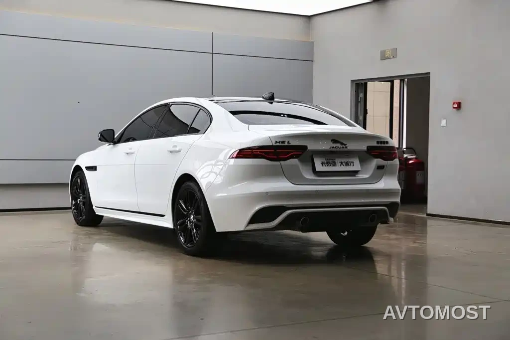 Jaguar XEL 2025 2.0T 250PS R-DYNAMIC 90th Anniversary Edition — фото 26