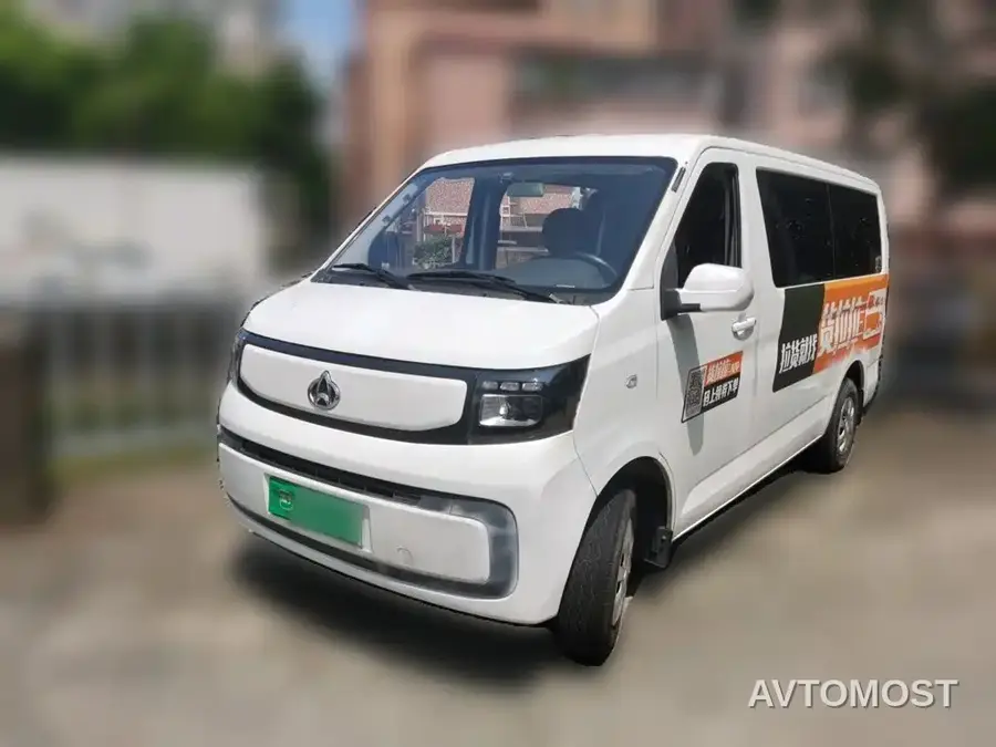 Changan Ruixing EM80 2025 Passenger Version Comfort 6-seater 300km Dual Swing Doors