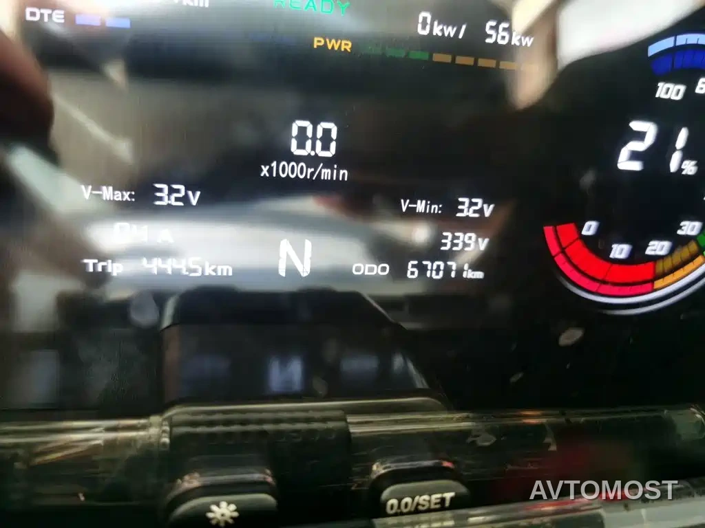 Changan Ruixing EM80 2025 Passenger Version Comfort 6-seater 300km Dual Swing Doors — фото 11
