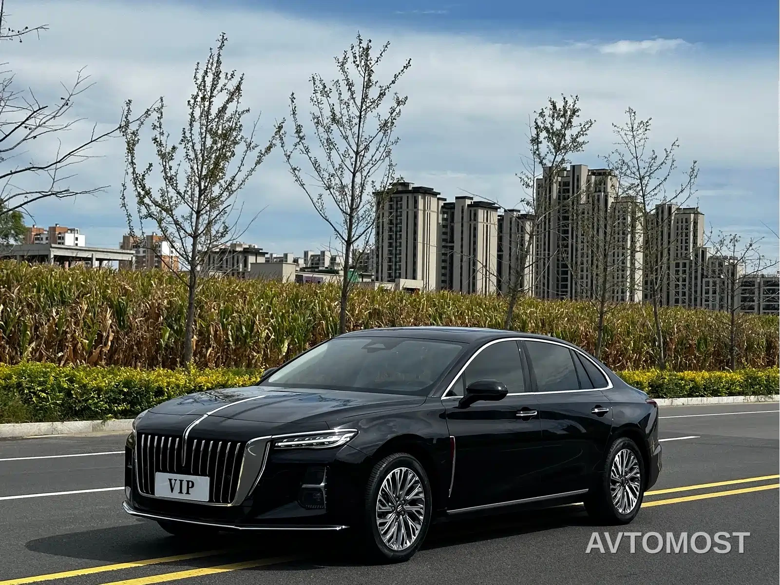 Hongqi H5 2023 1.5T HEV Smart Connect Flag Comfort — фото 1